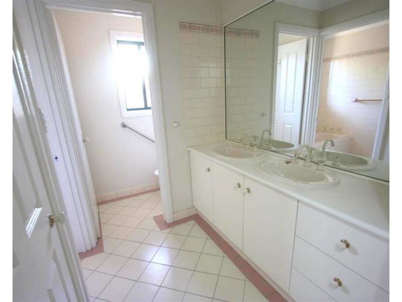25 Vesty Street, Wagga Wagga NSW 2650