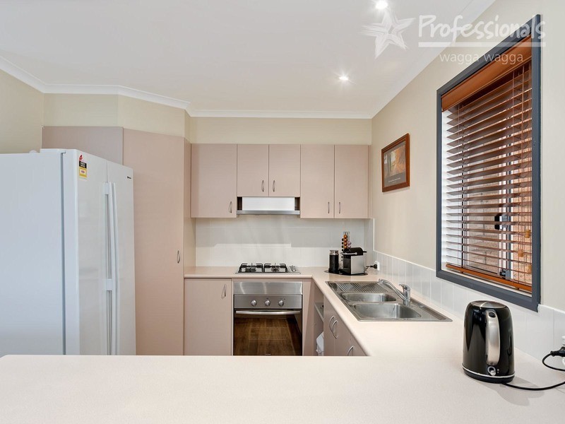 9 Otama Street, Wagga Wagga NSW 2650