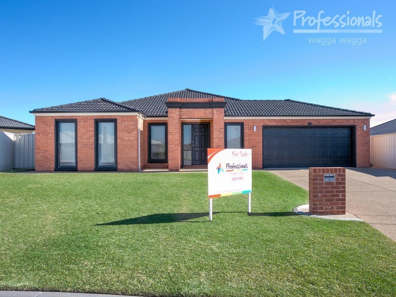 17 Walla Place, Wagga Wagga NSW 2650