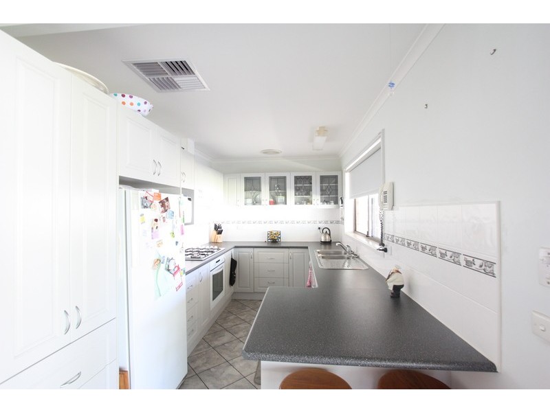 6 Swan Street, Wagga Wagga NSW 2650