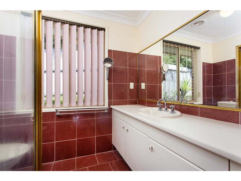 70 Simkin Avenue, Wagga Wagga NSW 2650