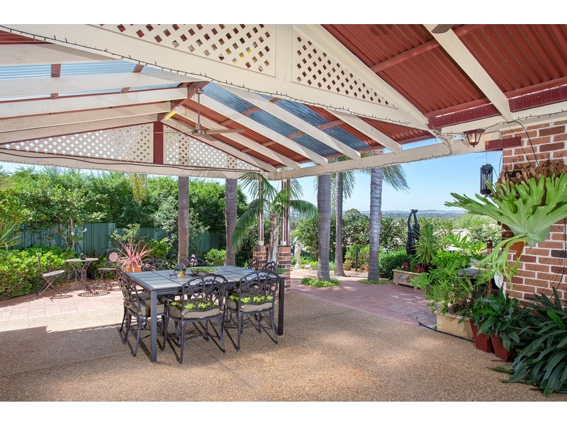 70 Simkin Avenue, Wagga Wagga NSW 2650