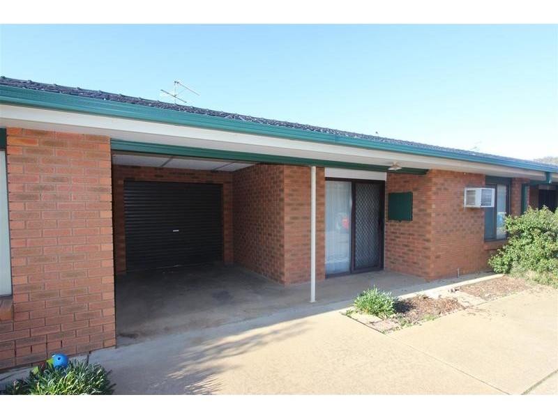 3/7 Langdon Avenue, Wagga Wagga NSW 2650