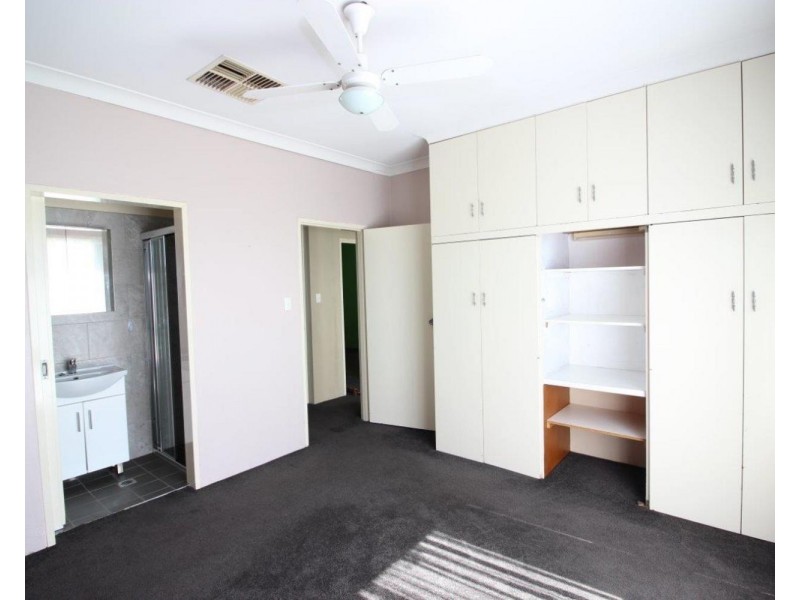 2 Buchanan Street, Wagga Wagga NSW 2650