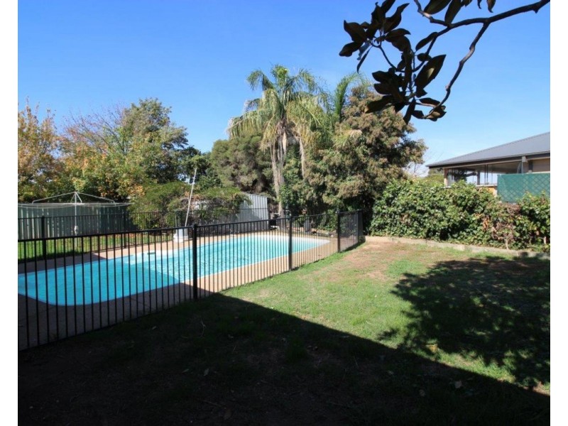 2 Buchanan Street, Wagga Wagga NSW 2650