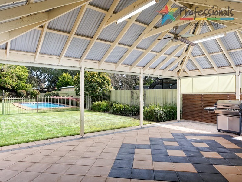 8 Bocquet Street, Wagga Wagga NSW 2650