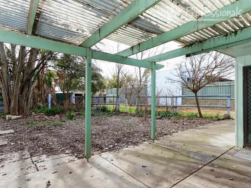 147 Fernleigh Road, Wagga Wagga NSW 2650