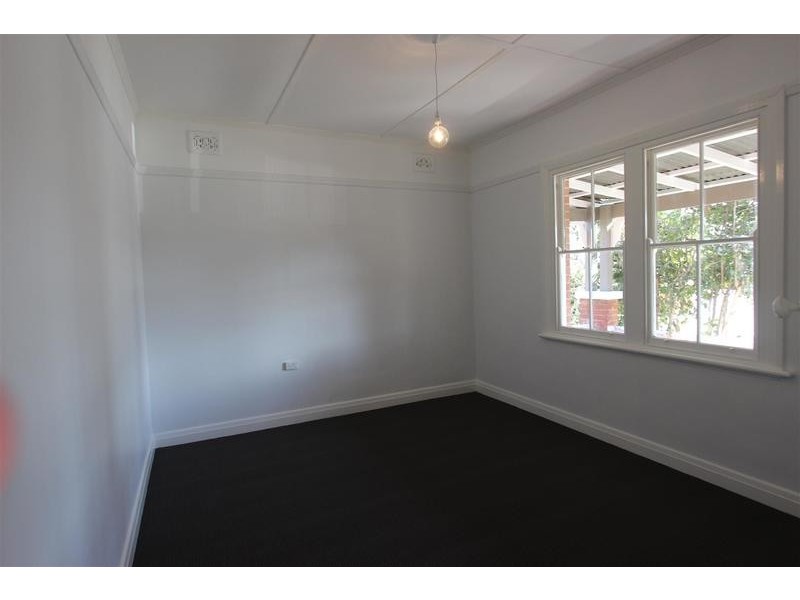 149 Docker Street, Wagga Wagga NSW 2650