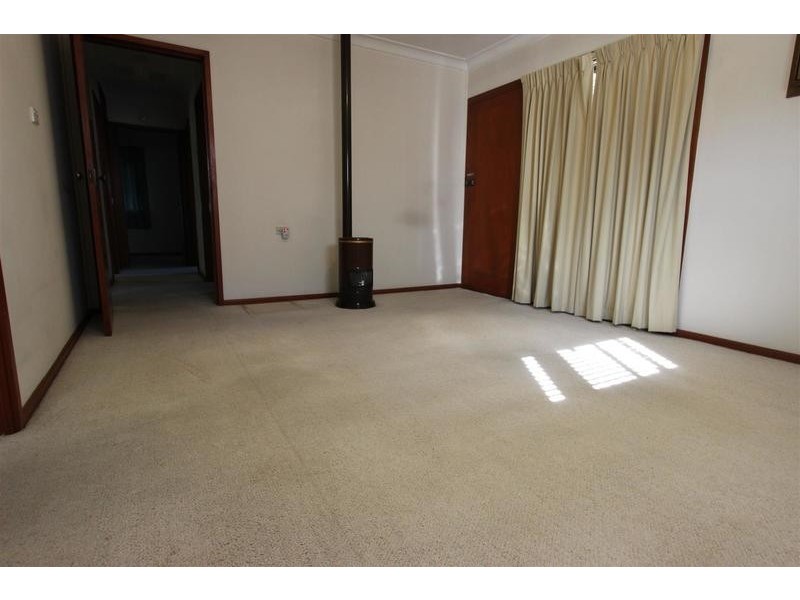 5 Condon Avenue, Wagga Wagga NSW 2650