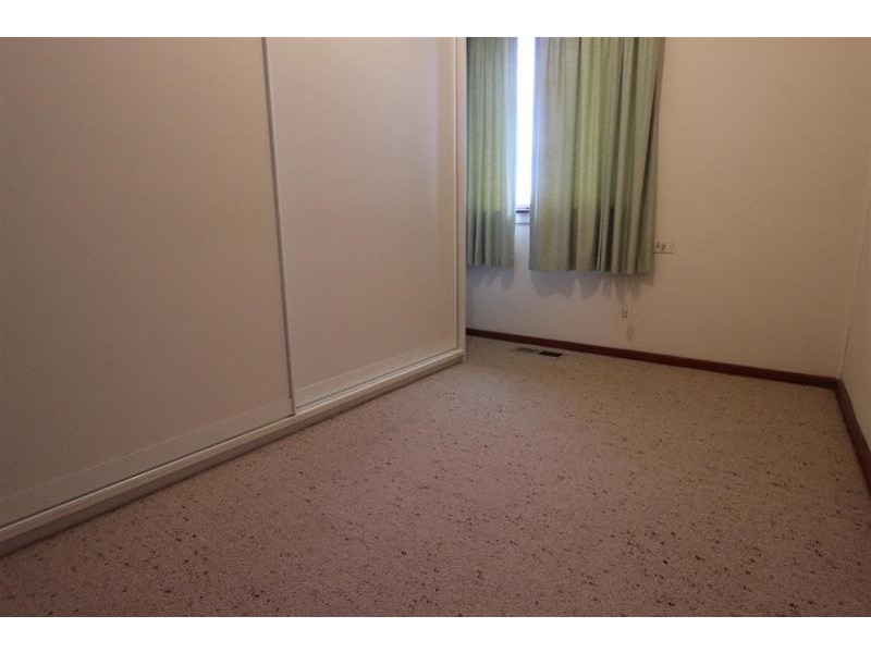 5 Condon Avenue, Wagga Wagga NSW 2650