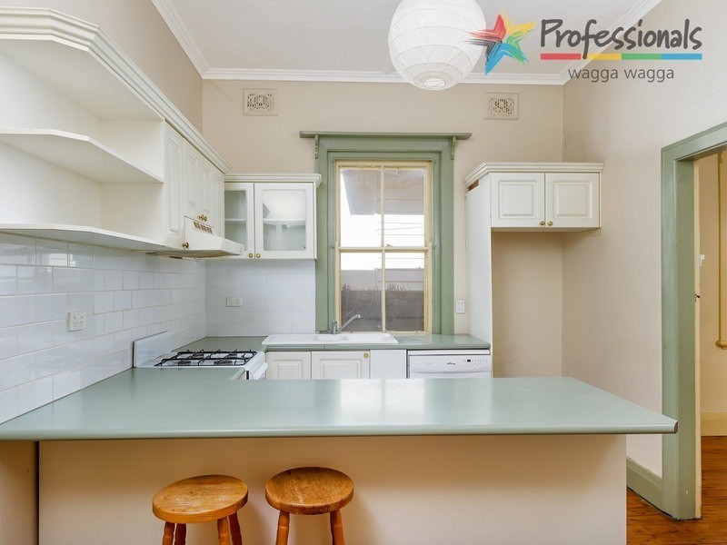 17 Albert Street, Wagga Wagga NSW 2650