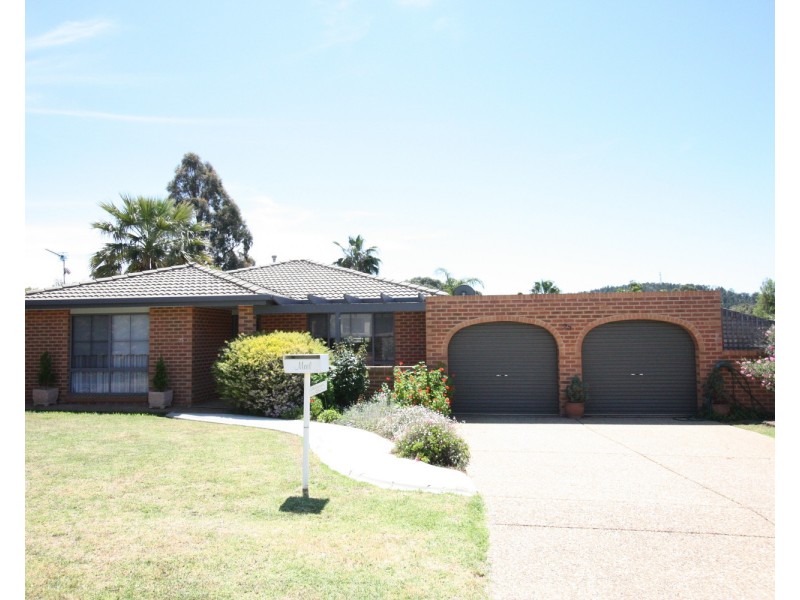 25 Doman Street, Estella NSW 2650