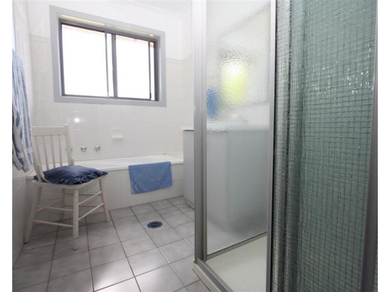 25 Doman Street, Estella NSW 2650
