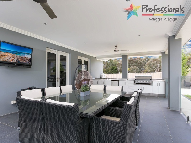 29 Plunkett Drive, Wagga Wagga NSW 2650