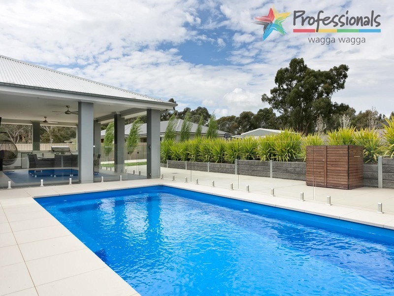 29 Plunkett Drive, Wagga Wagga NSW 2650