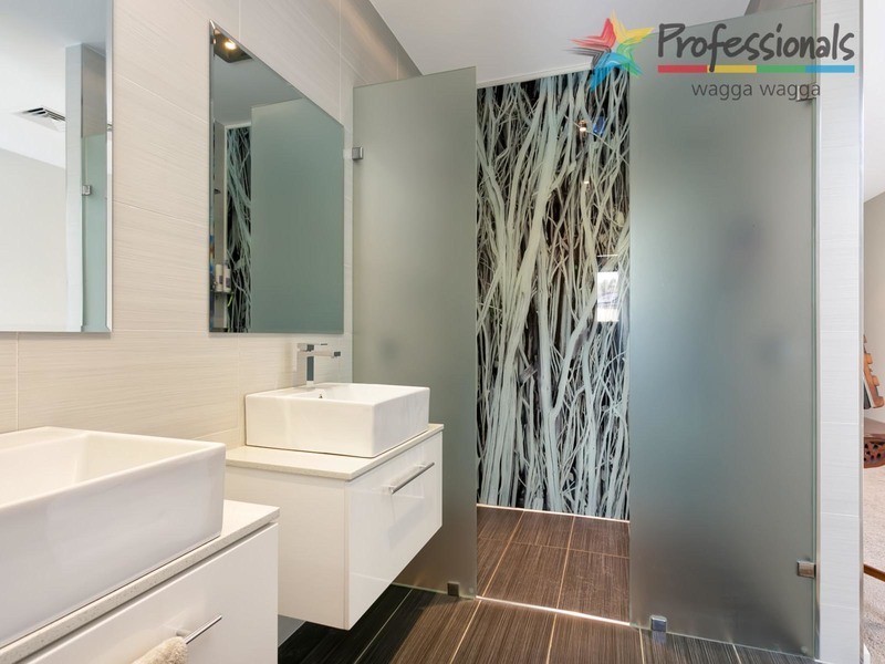 29 Plunkett Drive, Wagga Wagga NSW 2650