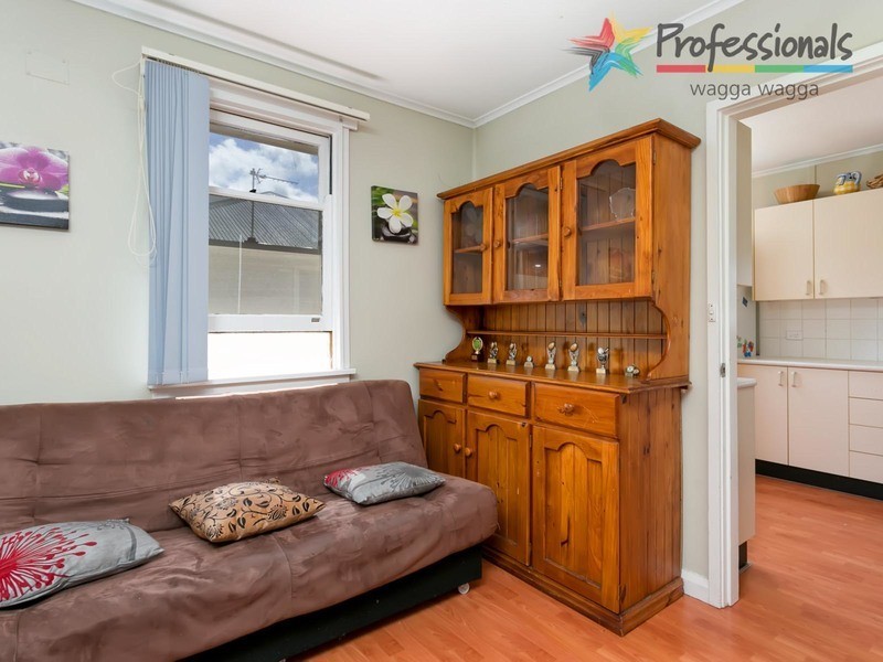 9 Hunter Street, Wagga Wagga NSW 2650