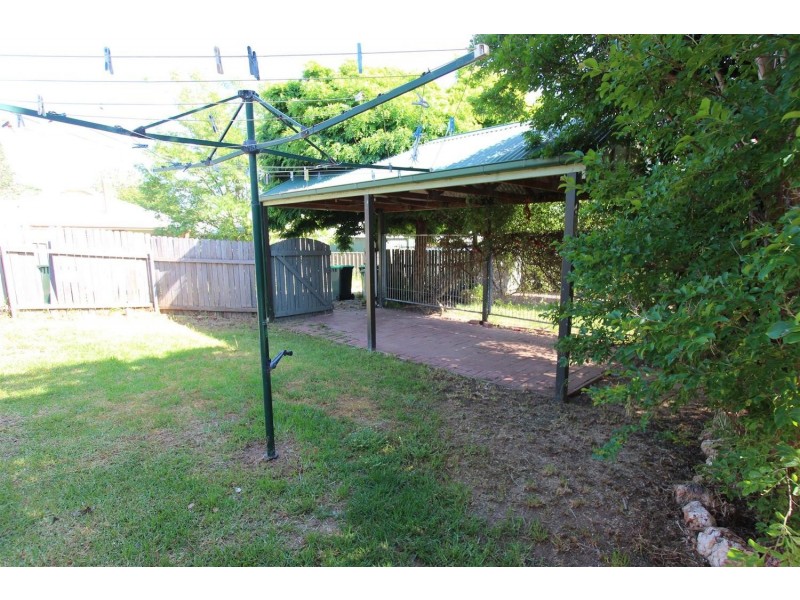 60 Flinders Street, Wagga Wagga NSW 2650