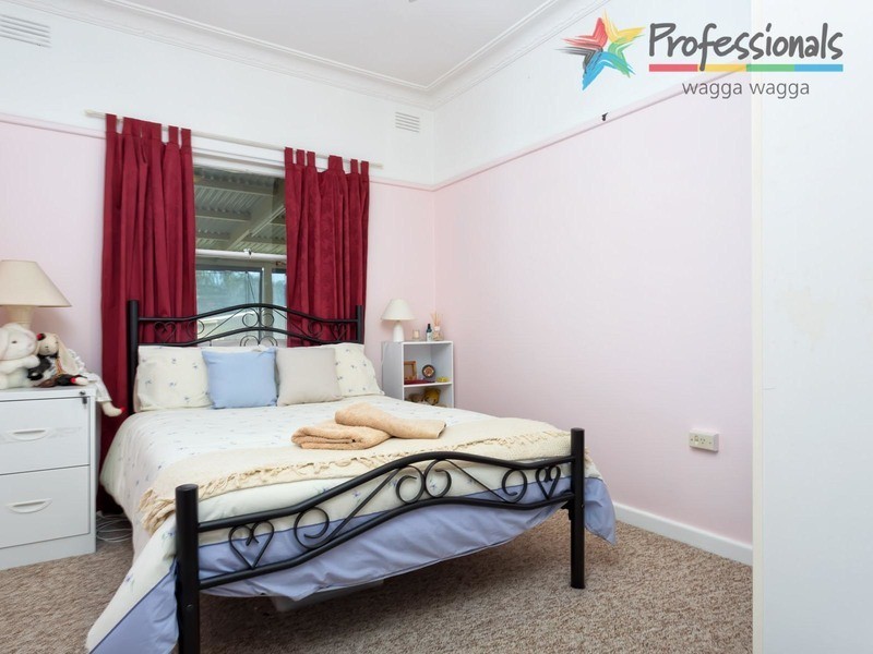 13 Marconi Street, Wagga Wagga NSW 2650