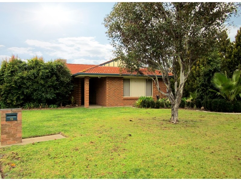 19 Gunyah Place, Wagga Wagga NSW 2650