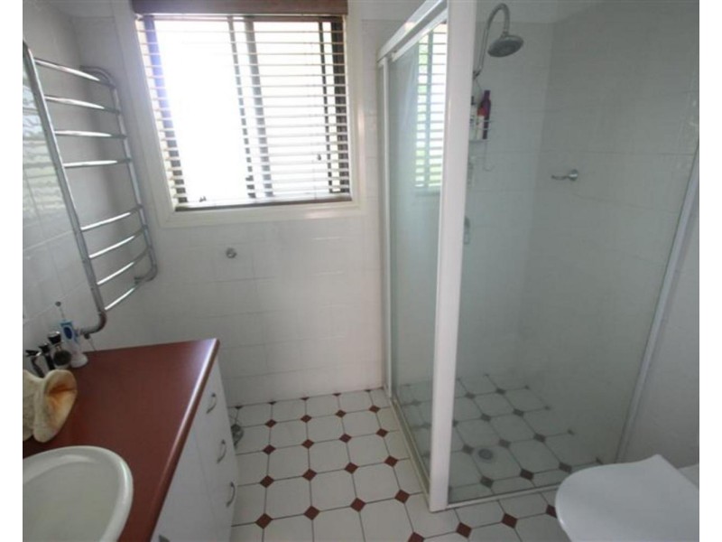 8 Galleon Place, Estella NSW 2650