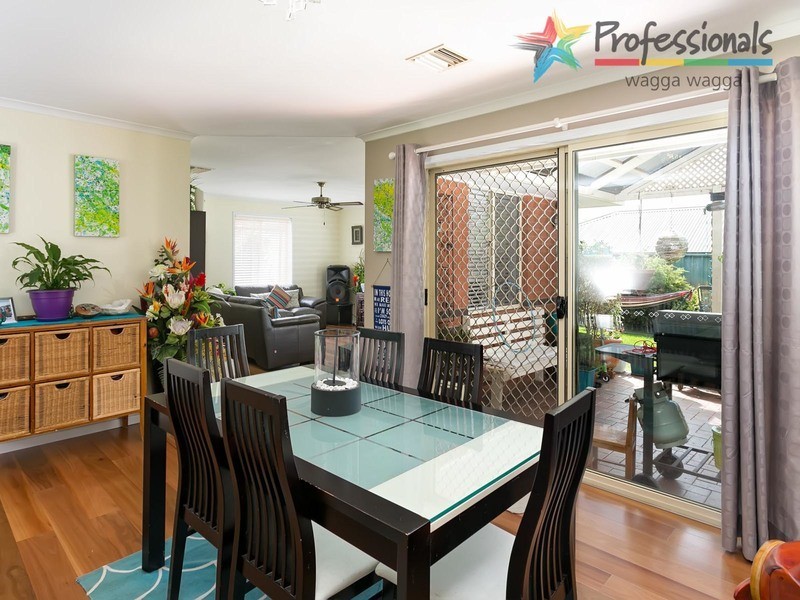 37 Faye Avenue, Wagga Wagga NSW 2650