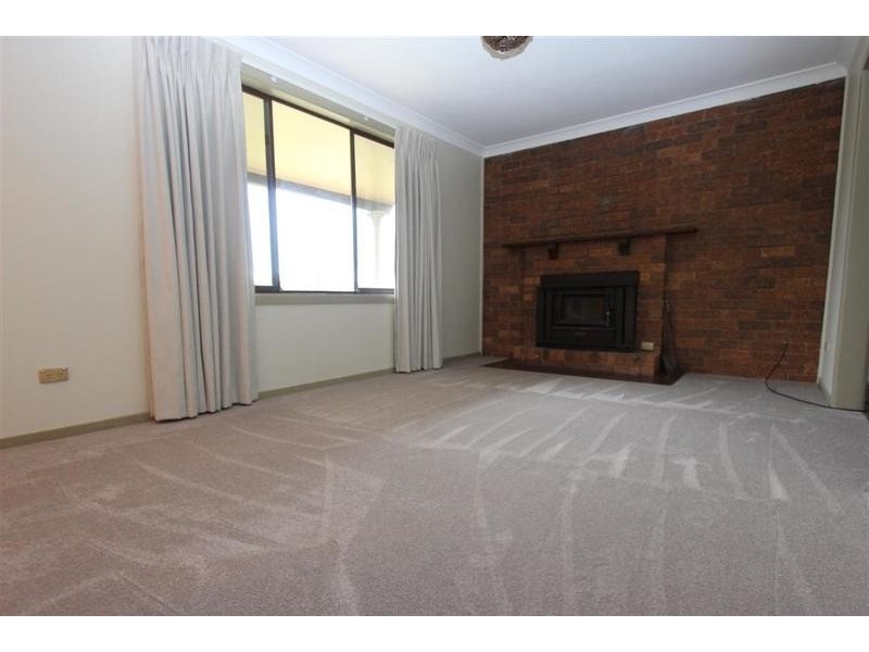3 Condon Avenue, Wagga Wagga NSW 2650