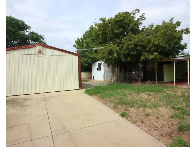4 Bardia Street, Ashmont NSW 2650