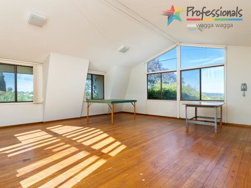 15 Sunshine Avenue, Wagga Wagga NSW 2650