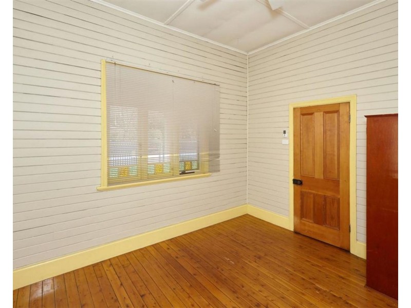 10 Travers Street, Wagga Wagga NSW 2650