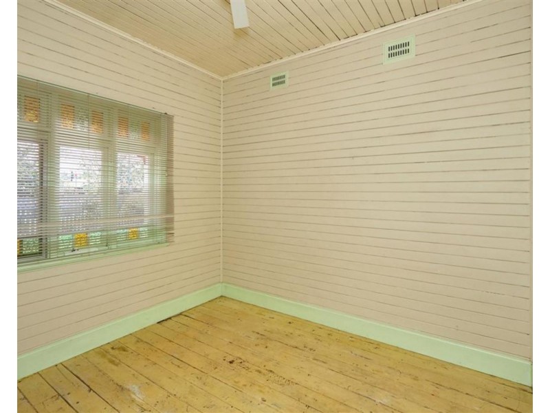 10 Travers Street, Wagga Wagga NSW 2650