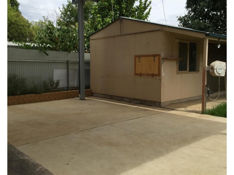 16 Beltana Avenue, Mount Austin NSW 2650