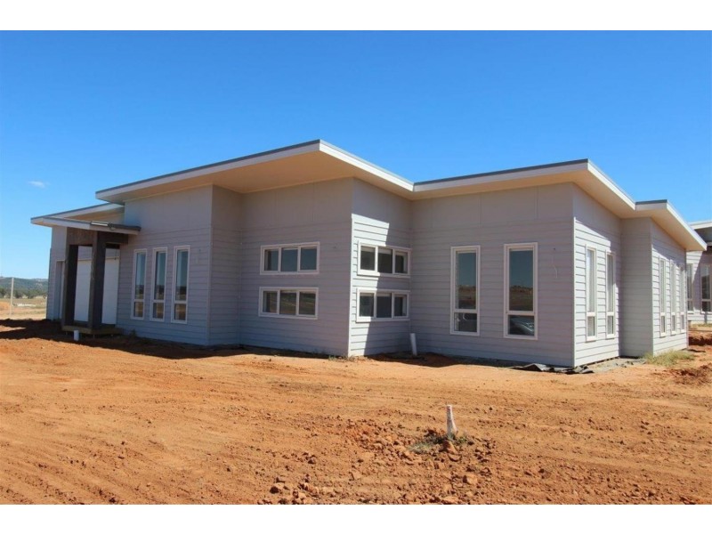 1/1 Morris Crescent, Wagga Wagga NSW 2650