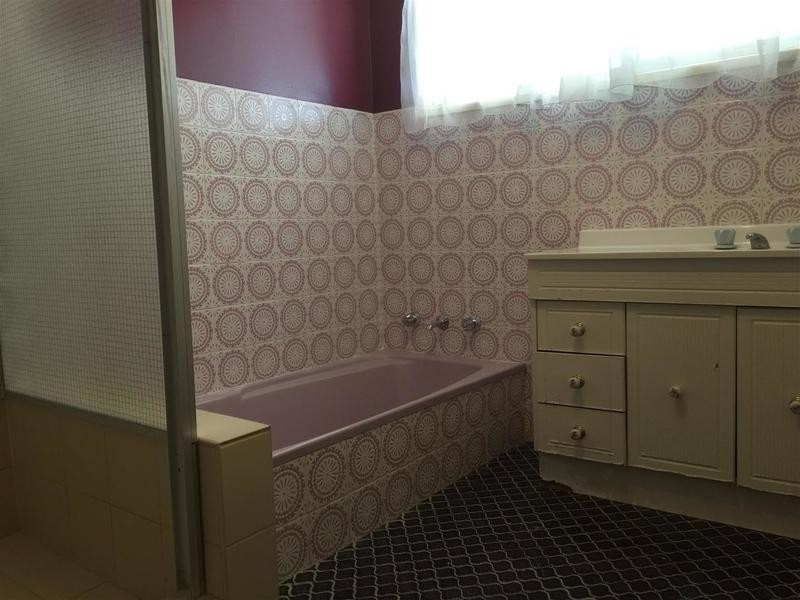 3 Ries Crescent, Wagga Wagga NSW 2650