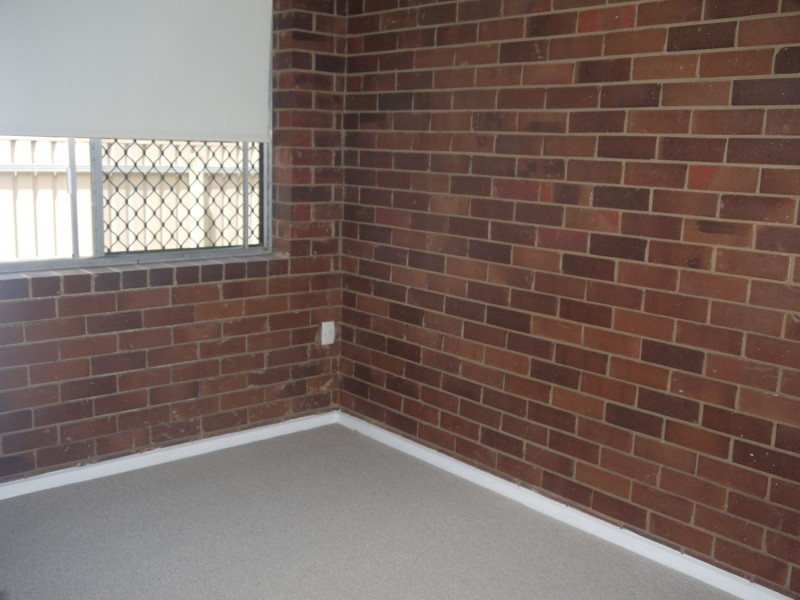 2/241 Kincaid Street, Wagga Wagga NSW 2650