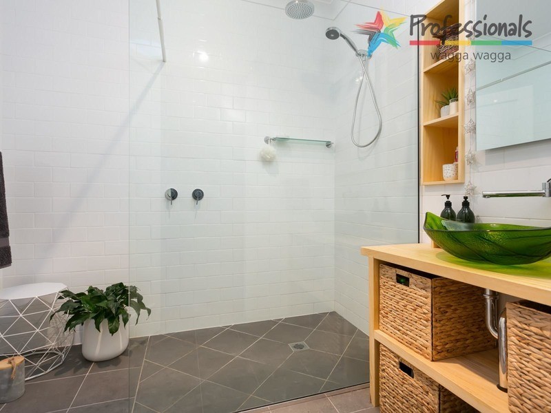 32 Trevor Street, Wagga Wagga NSW 2650