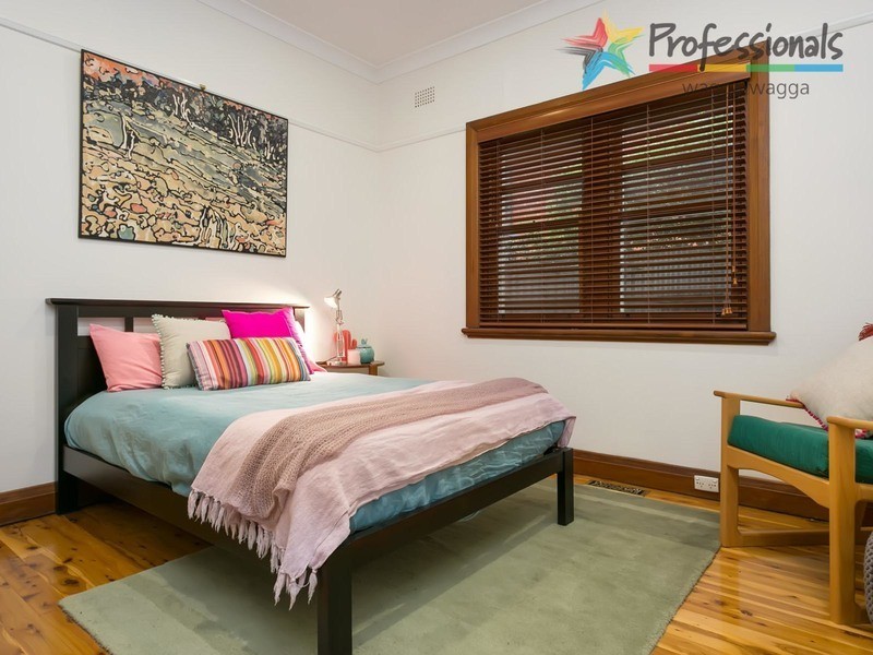 32 Trevor Street, Wagga Wagga NSW 2650
