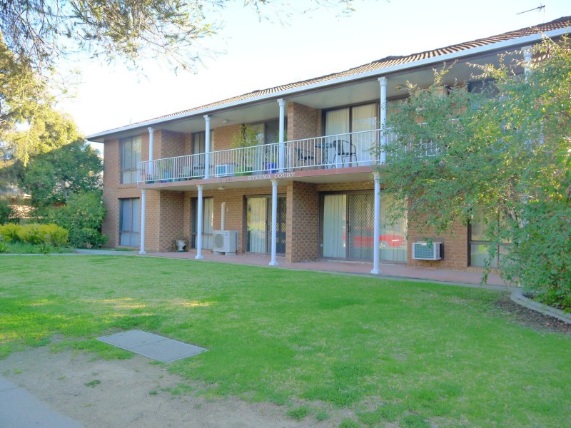 1/160 Tarcutta Street, Wagga Wagga NSW 2650