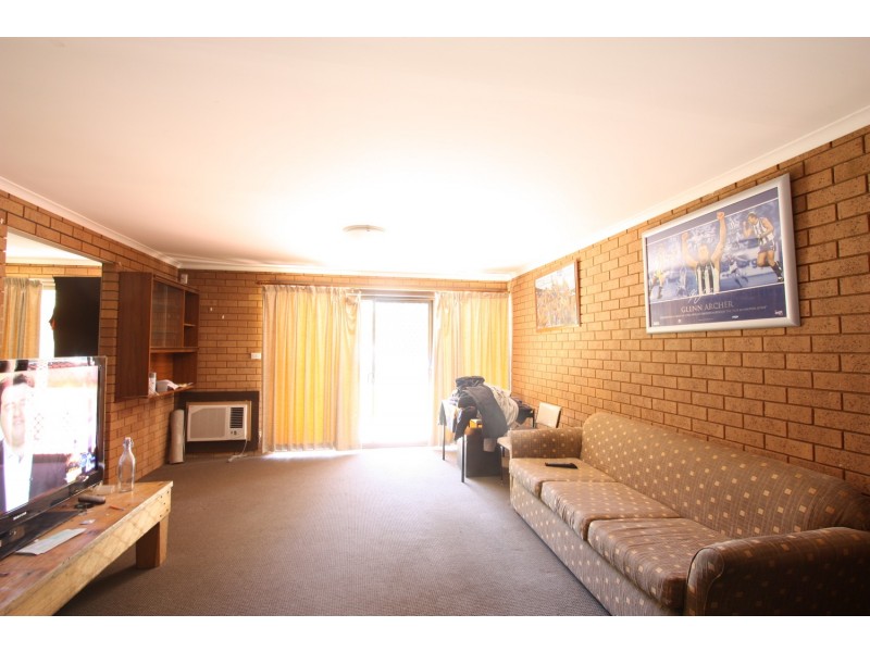 1/160 Tarcutta Street, Wagga Wagga NSW 2650