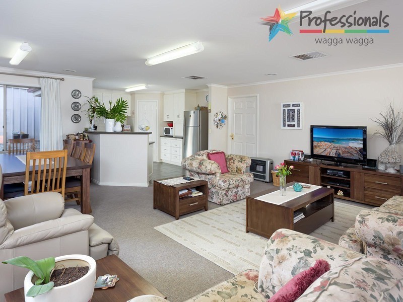 2 Merong Street, Wagga Wagga NSW 2650