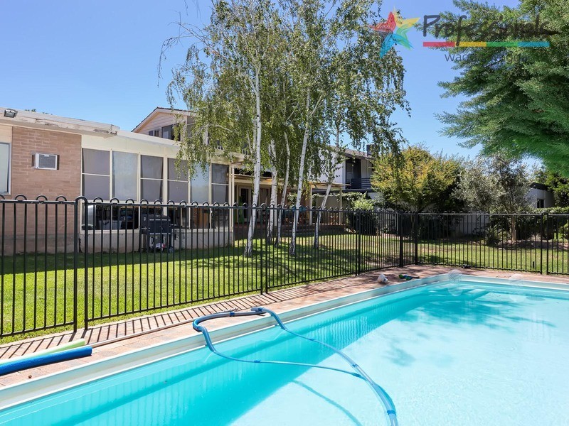 21 Dalkeith Avenue, Wagga Wagga NSW 2650