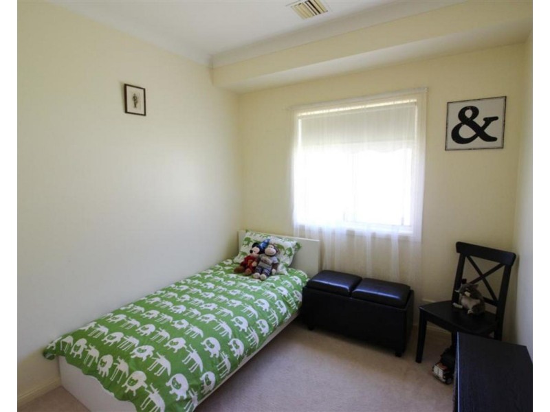 9 Melville Place, Tatton NSW 2650