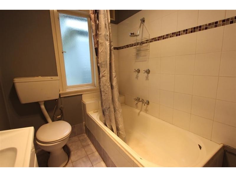 6 Townsend Place, Wagga Wagga NSW 2650