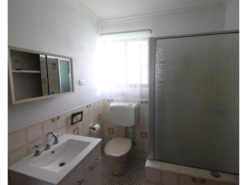 2/21 Lampe Avenue, Wagga Wagga NSW 2650