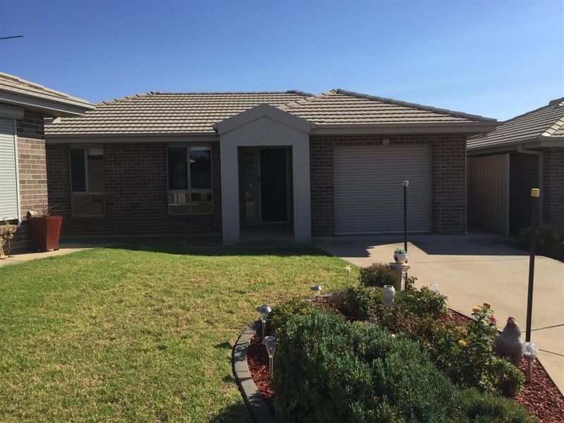3/3-5 Womboin Street, Wagga Wagga NSW 2650
