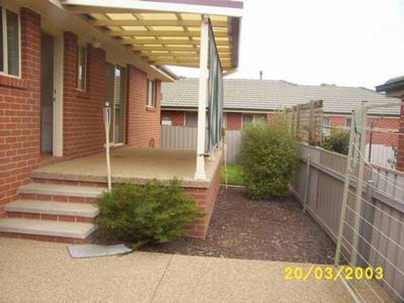 2/14 Wilgoma Street, Bourkelands NSW 2650