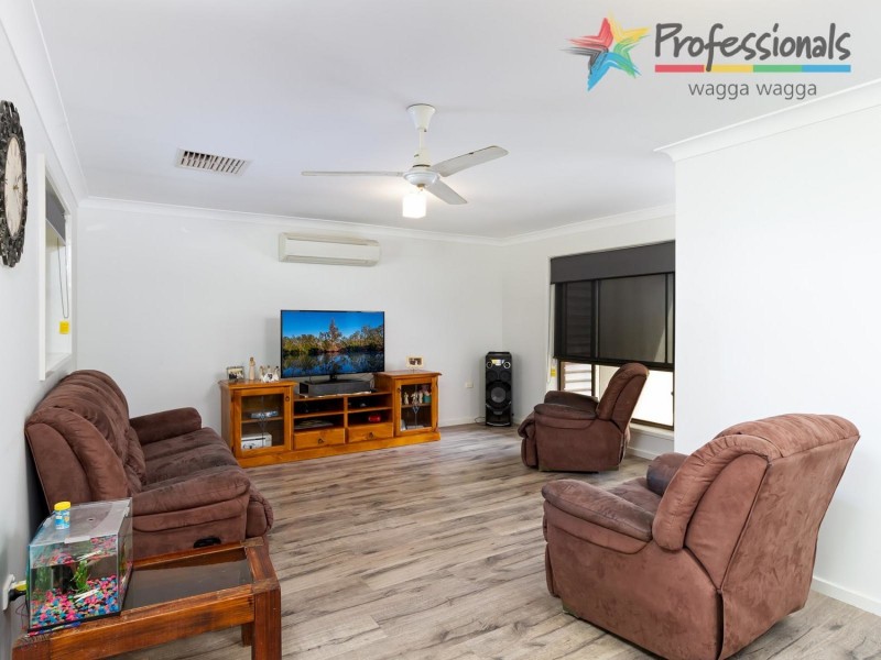 50 Maple Road, Wagga Wagga NSW 2650