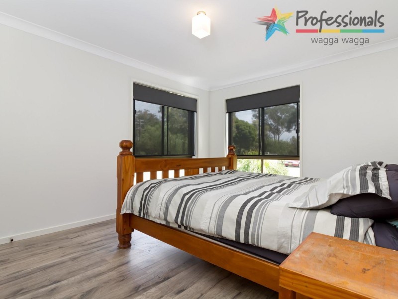 50 Maple Road, Wagga Wagga NSW 2650
