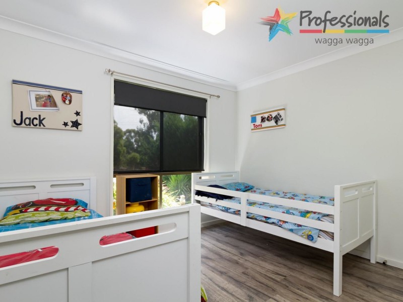 50 Maple Road, Wagga Wagga NSW 2650