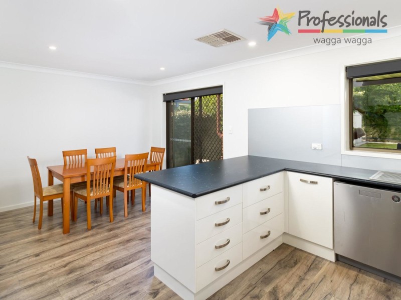 50 Maple Road, Wagga Wagga NSW 2650